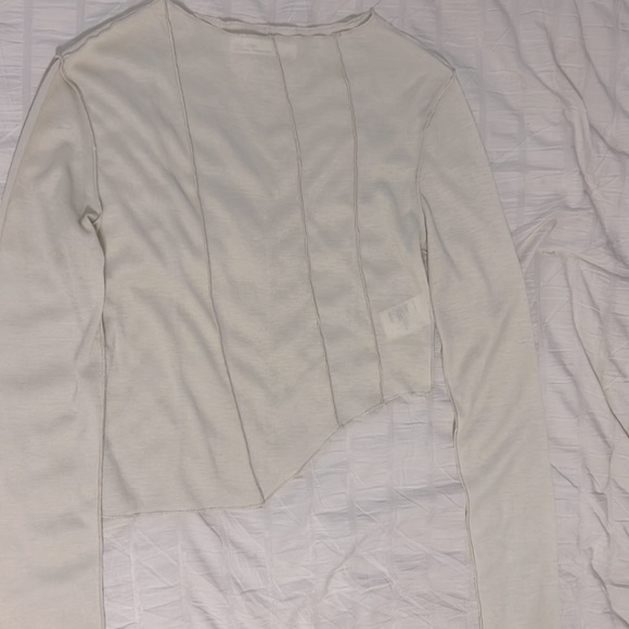 Oak + Fort asymmetrical ls crop top - Picture 4 of 4